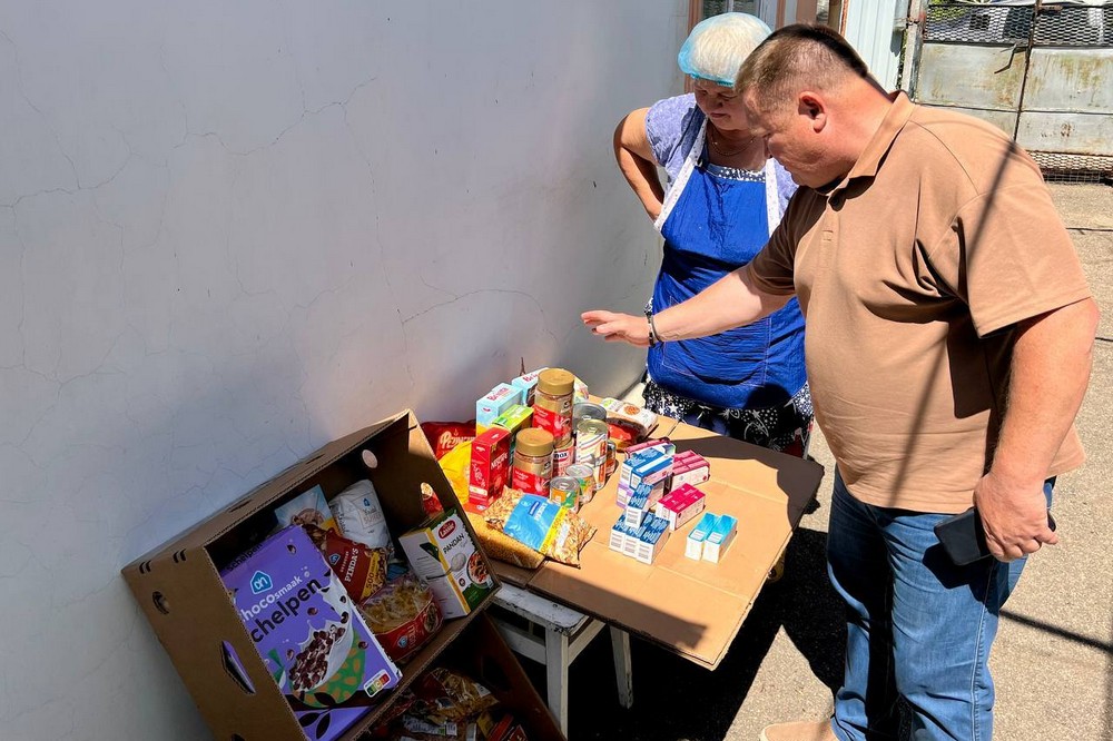 У Нікополі передали Захисникам продукти і медикаменти
