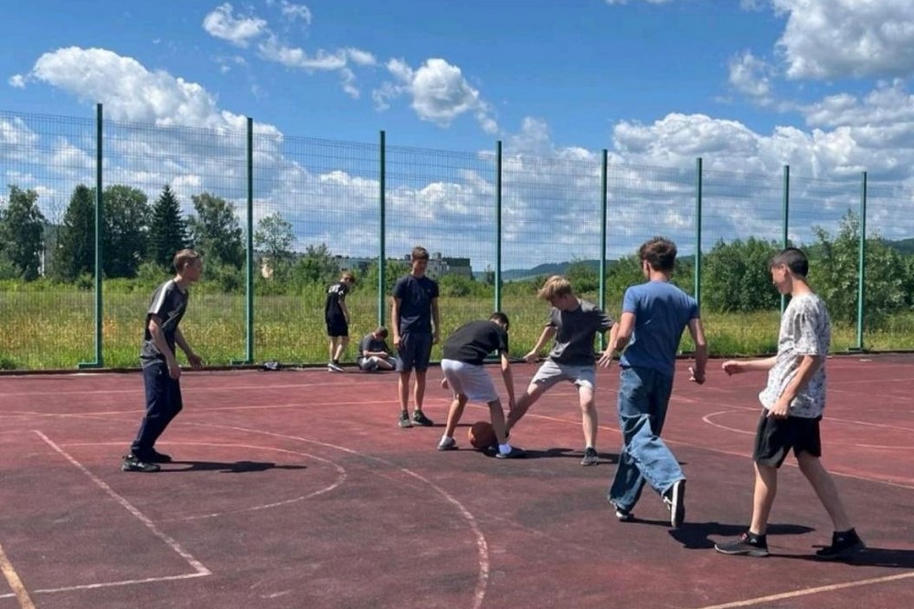 Діти з Нікополя відпочили на Львівщині: фото