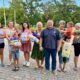 У Нікополі родинам з маленькими дітьми роздали гуманітарну допомогу (відео)
