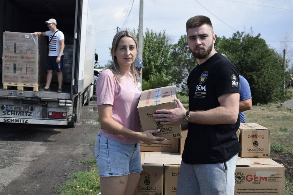 Мешканці Мирівської громади отримали гуманітарну допомогу: фото
