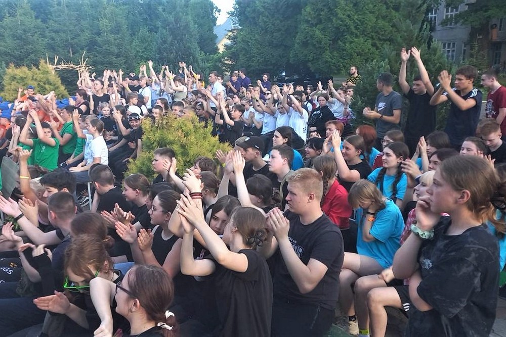 20 дітей з Нікополя відпочили в оздоровчих таборах на Львівщині, Закарпатті і Київщині: фото