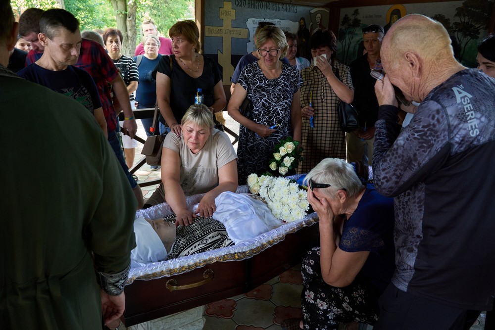 Нікополь сьогодні провів в останню путь Захисника