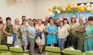Медпрацівників Нікополя привітали напередодні професійного свята (фото)
