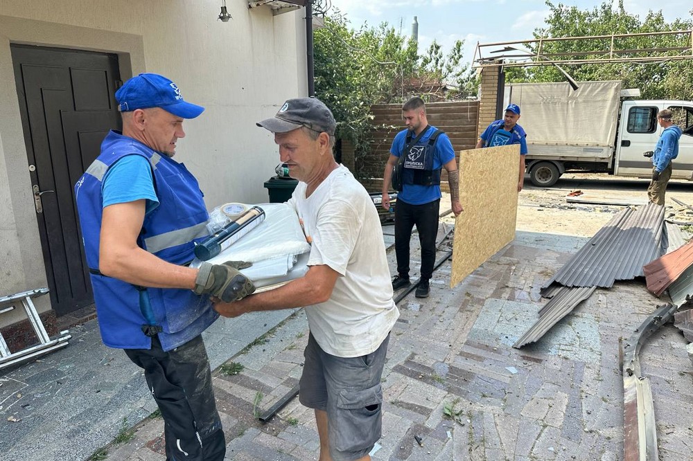 «Ми прагнемо, щоб навіть у прифронтовій зоні Нікополь залишався затишним» - міський голова Олександр Саюк про роботу комунальників