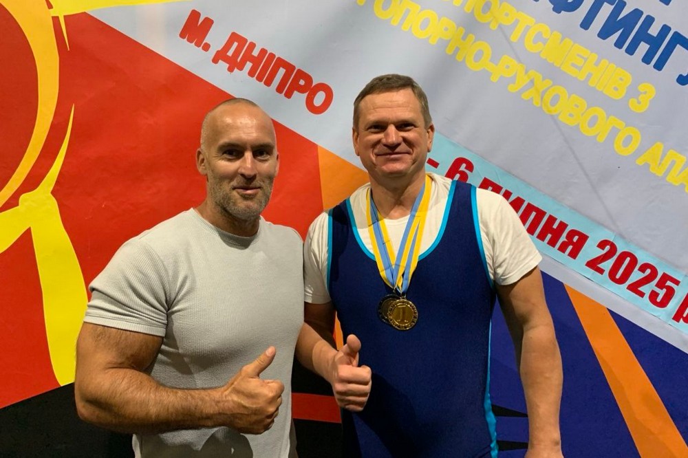  Атлет з Марганця здобув перше місце на Чемпіонаті України з парапауерліфтингу  3