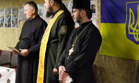 Kapelan Nikopolskoho harnizonu blahoslovyv voiniv 2