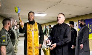 Капелан Нікопольського гарнізону благословив воїнів 4