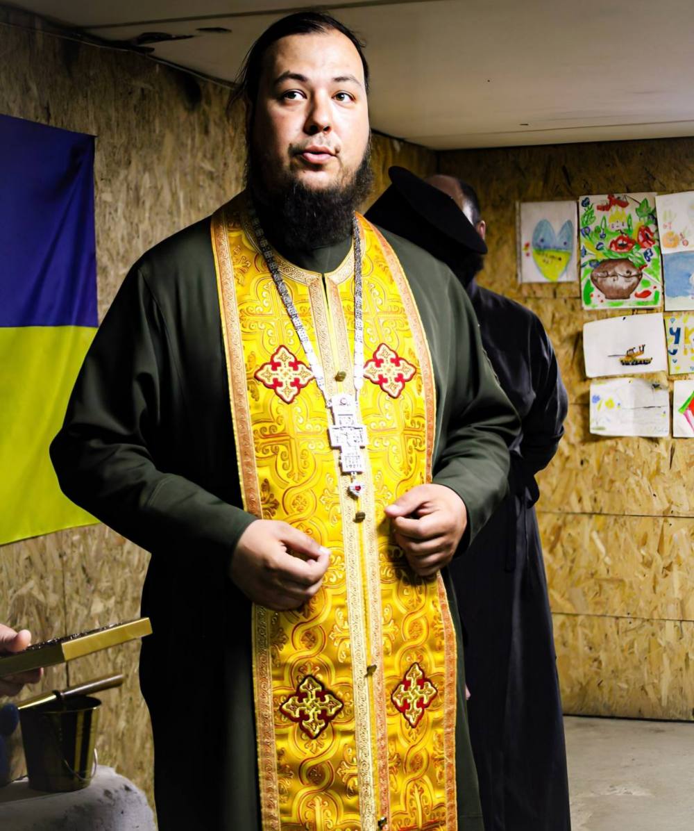 Капелан Нікопольського гарнізону благословив воїнів 6