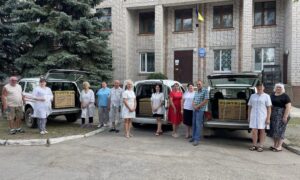 Медики Нікопольщини отримали генератори від Новоушицької громади 