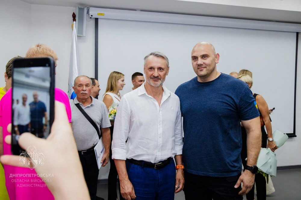 На Дніпропетровщині 15
