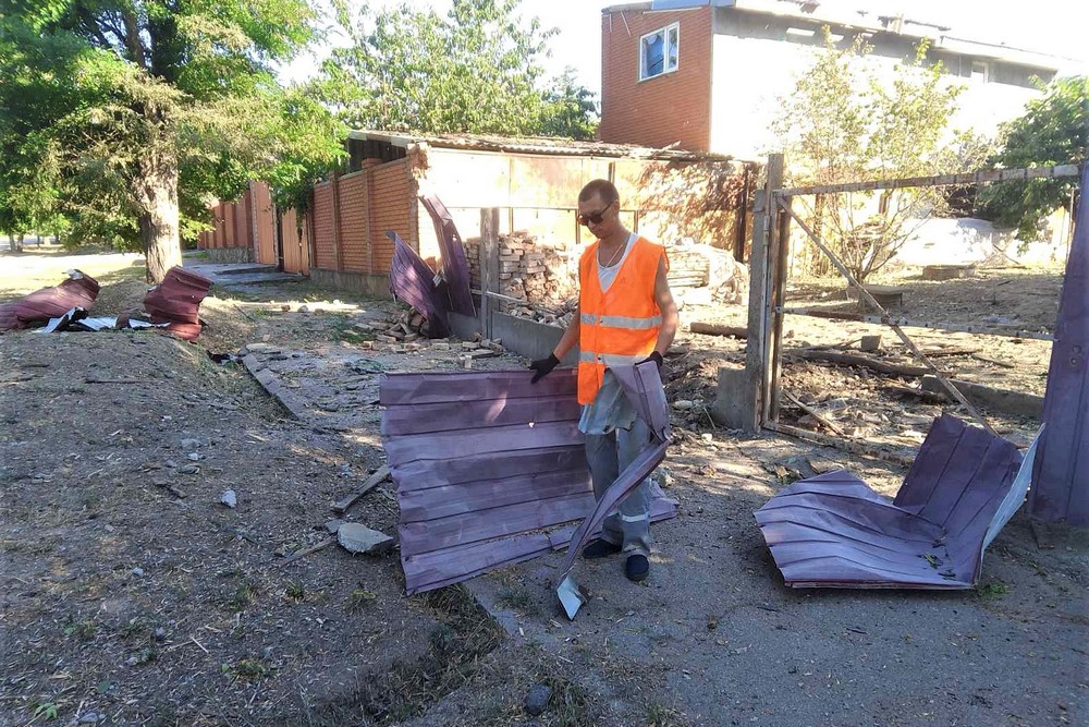 Наслідки обстрлів у НІкополі 1