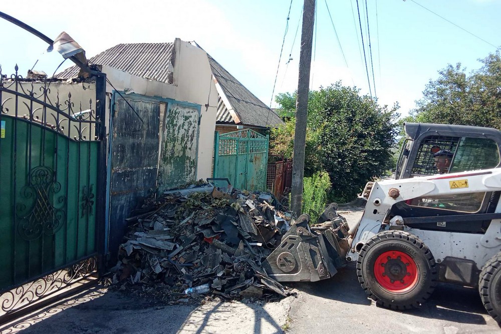 Наслідки обстрлів у НІкополі 11