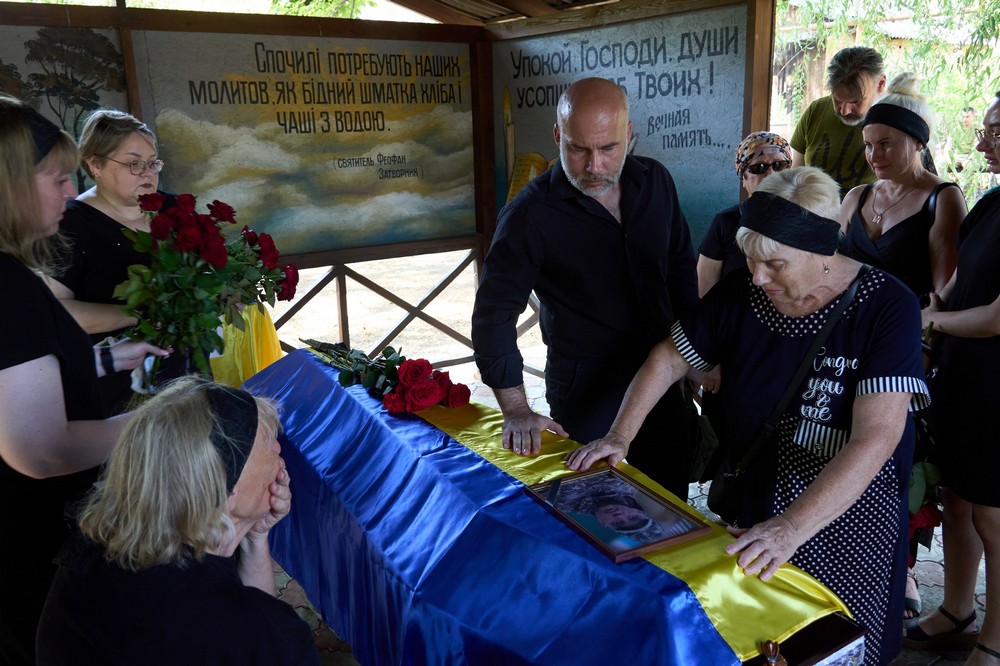 Нікополь провів в останню путь полеглого Захисника (фото) 7