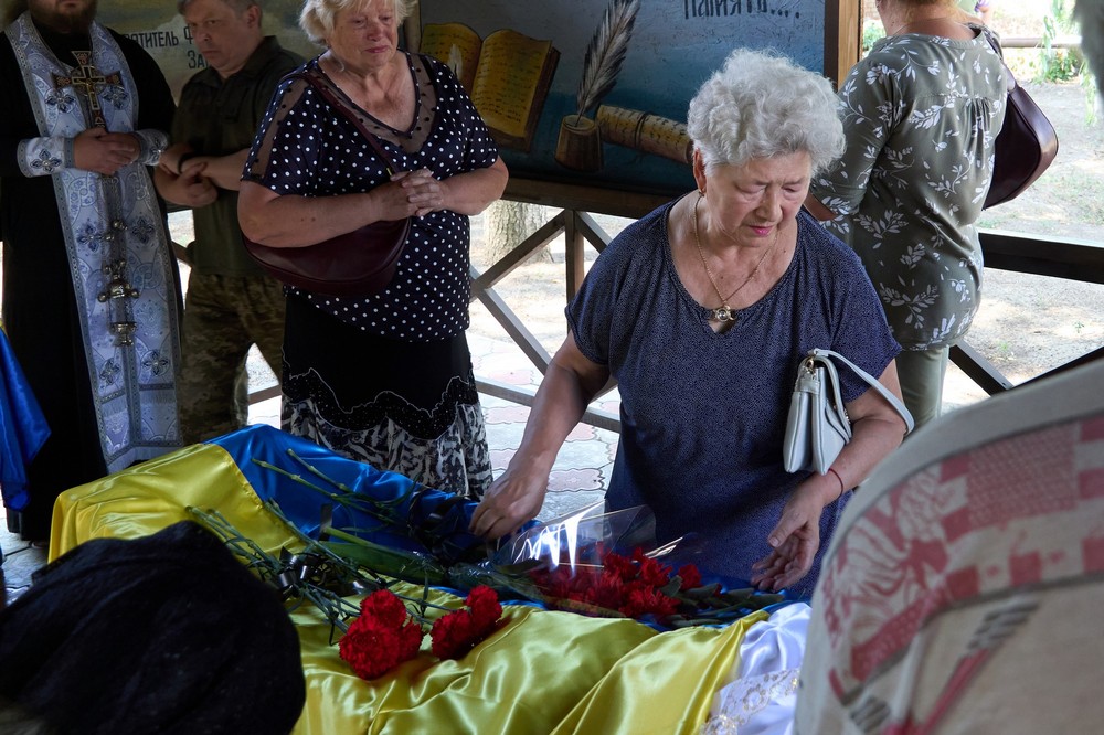 Нікополь сьогодні провів 6