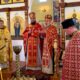 Обласний благочинний подарував священицький срібний хрест священнику з Кривого Рога 3