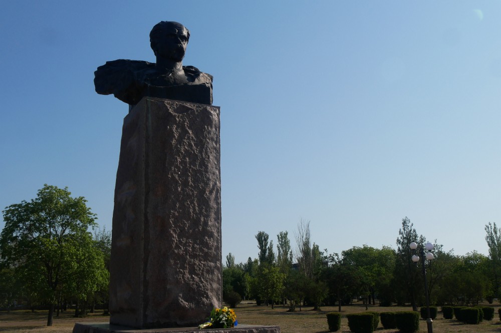 У Покрові сьогодні відзначили День української державності