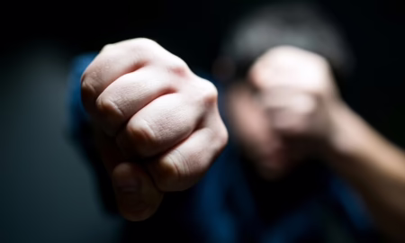У Дніпрі 16-річний підліток завдав важких травм 14-річному – і отримав підозру