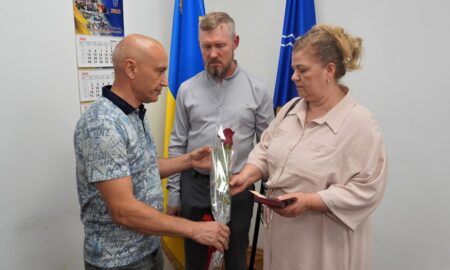 Полеглого Героя з Нікополя нагороджено орденом «За мужність» ІІІ ступеня (посмертно) 45 Полеглого Героя з Нікополя 3