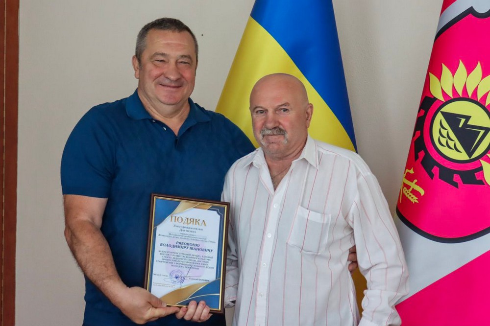 Тренери Марганця отримали подяки від міського голови (фото) 3