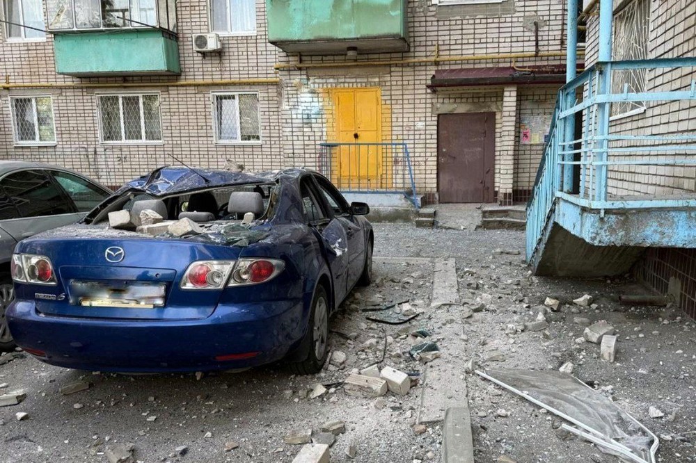 У Нікополі сьогодні постраждав 54 річний чоловік і є руйнування