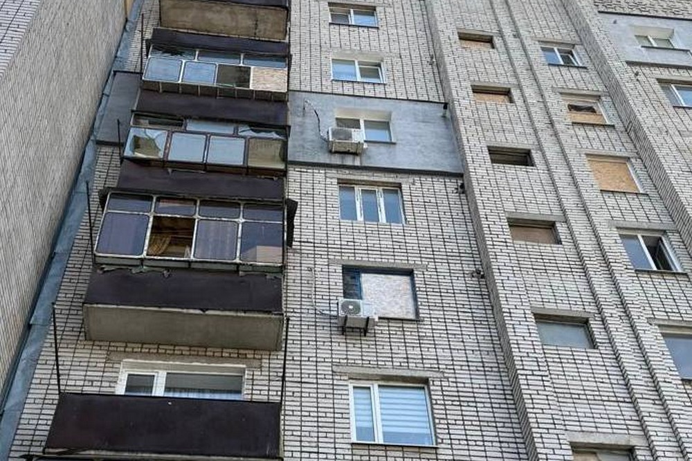 У Нікополі сьогодні постраждав 54 річний чоловік і є руйнування 8