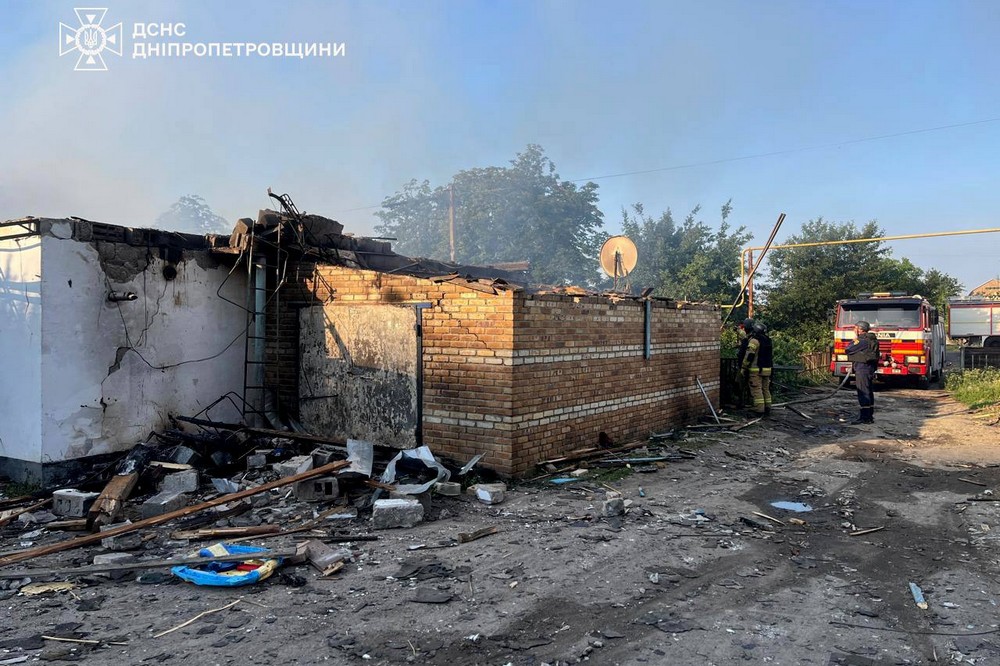 Внаслідок атаки БпЛА на Синельниківщині постраждало троє людей (фото)