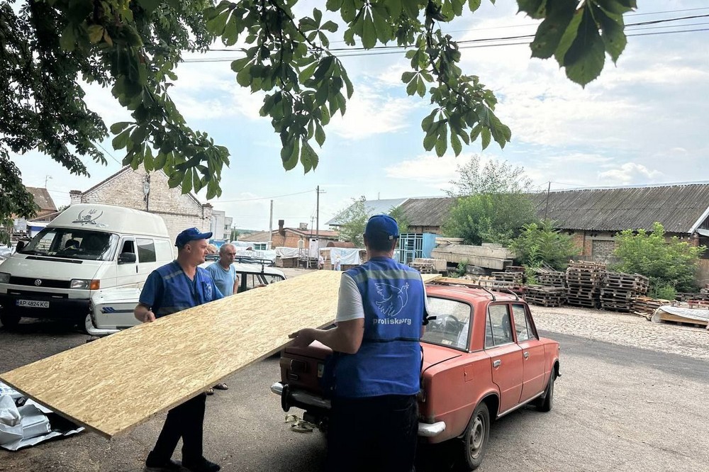 Жителі Марганця сьогодні отримали допомогу
