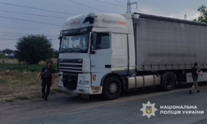 на Нікопольщині поліцейські надали допомогу постраждалому (відео) 3
