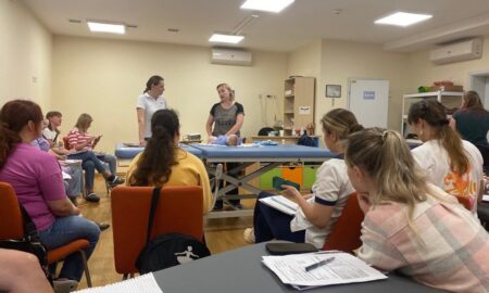 Медики дитячої лікарні Нікополя взяли участь у тренінгу «Атиповий руховий розвиток дитини перших років життя» 35 дитячої лікарні Нікополя
