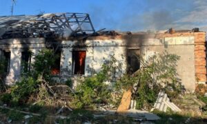 У Нікополі руйнування, виникла пожежа, під обстрілами також були Кривий Ріг і Самарівськтй райони – є поранена