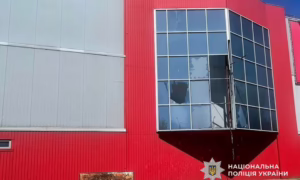 Поранені та руйнування: поліція показала наслідки обстрілів Нікополя і області (фото)