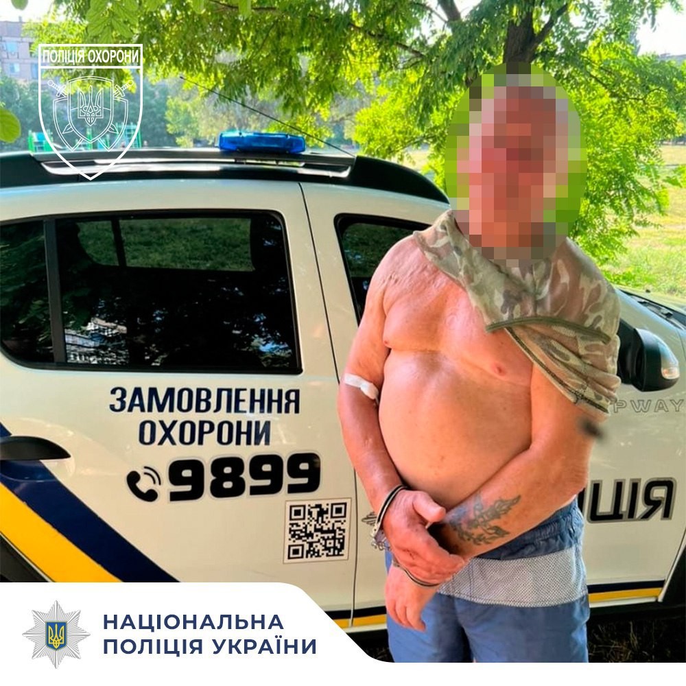 Поліція охорони Нікополя виявила труп чоловіка та затримала підозрюваного у вбивстві