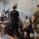 Зарізав сусіда на сходовому майданчику: у Марганці затримали підозрюваного у вбивстві