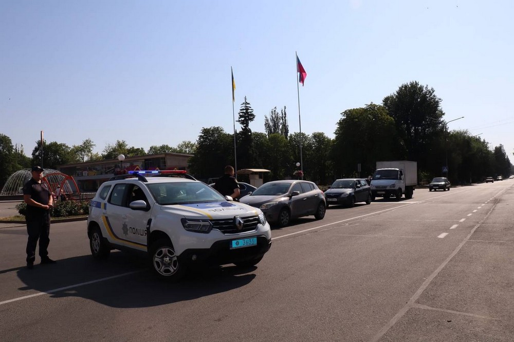 Щоранку о 09:00 у Покрові має зупинятися транспорт під час хвилини мовчання