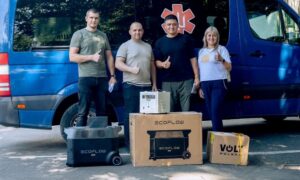Профтехучилища Нікопольщини і Синельниківщини отримали зарядні станції EcoFlow від благодійників (фото)