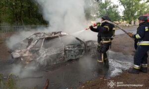 У ДСНС розповіли подробиці про смертельний обстріл Дніпропетровщини 12 липня.
