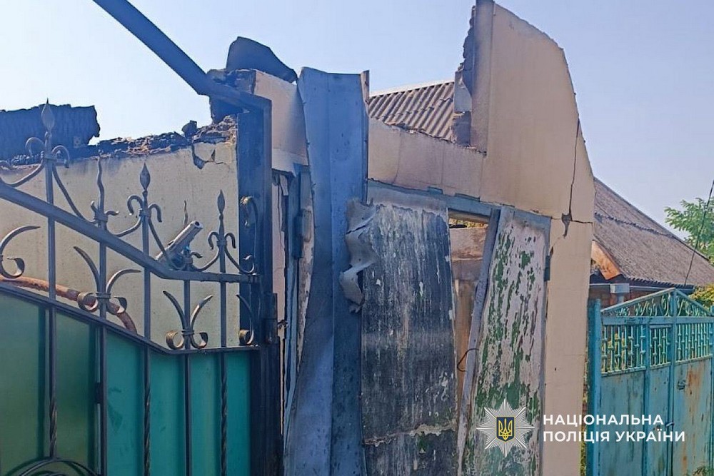 Фото наслідків обстрілів Дніпропетровщини
