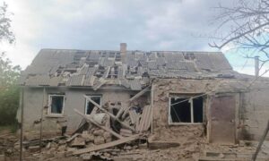 Ворог обстріляв Нікопольщину і Синельниківщину: є поранені і руйнування (фото)