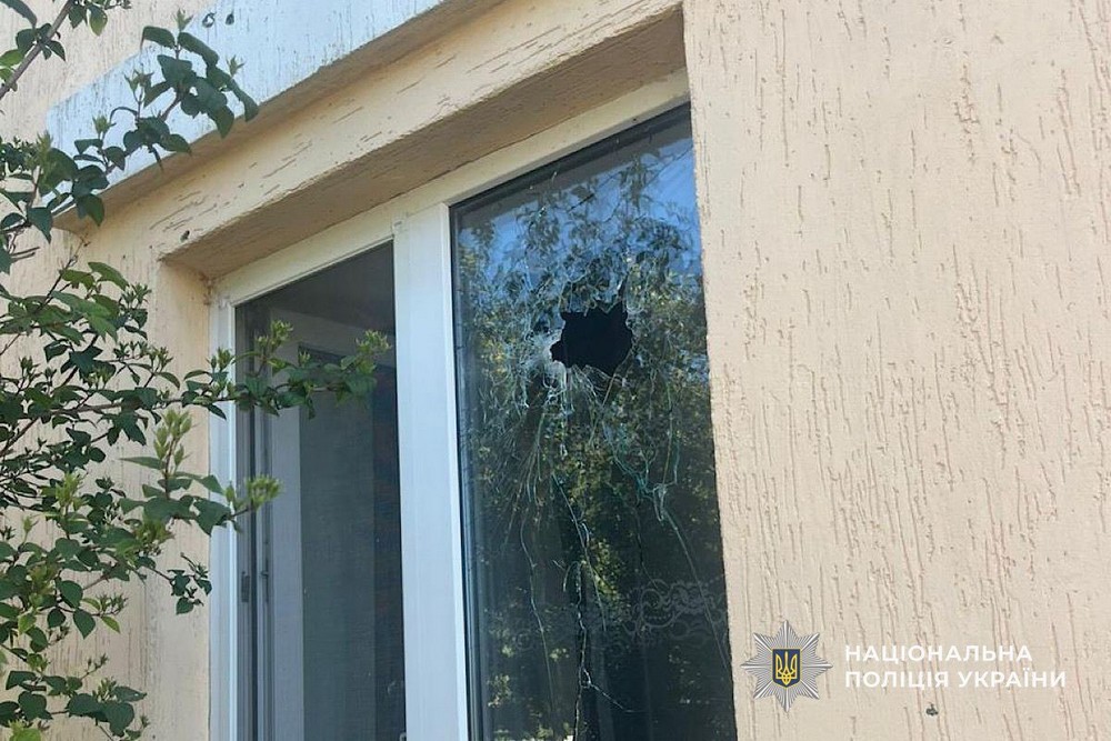 Фото наслідків ворожих атак на Нікопольщині