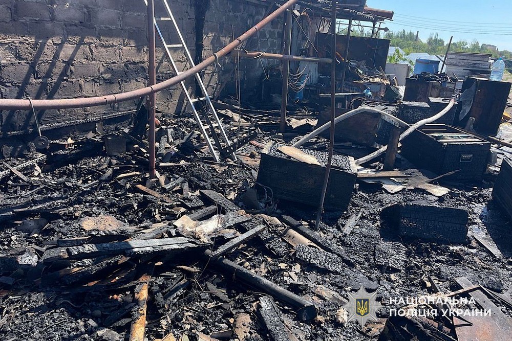 Фото наслідків ворожих атак на Нікопольщині
