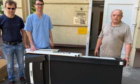 Дитяча лікарні Нікополя отримала сучасну бігову доріжку від благодійників