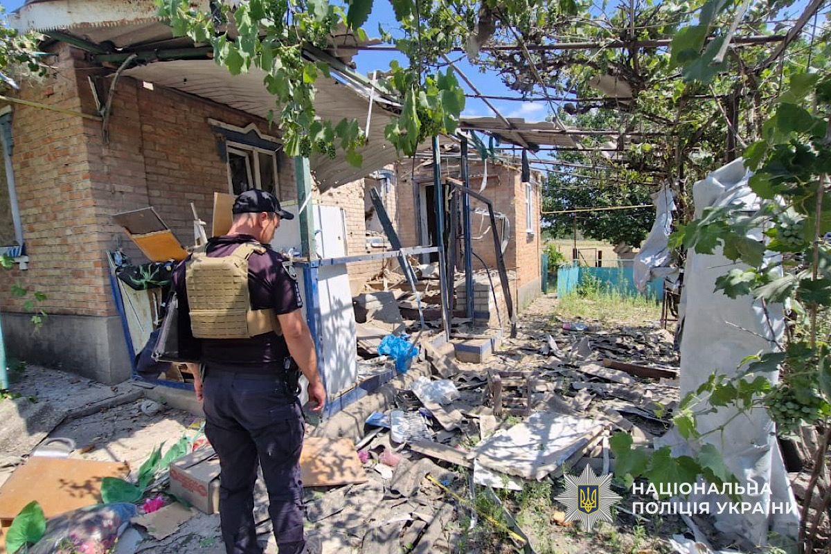Фото наслідків ворожих атак на Дніпропетровщині