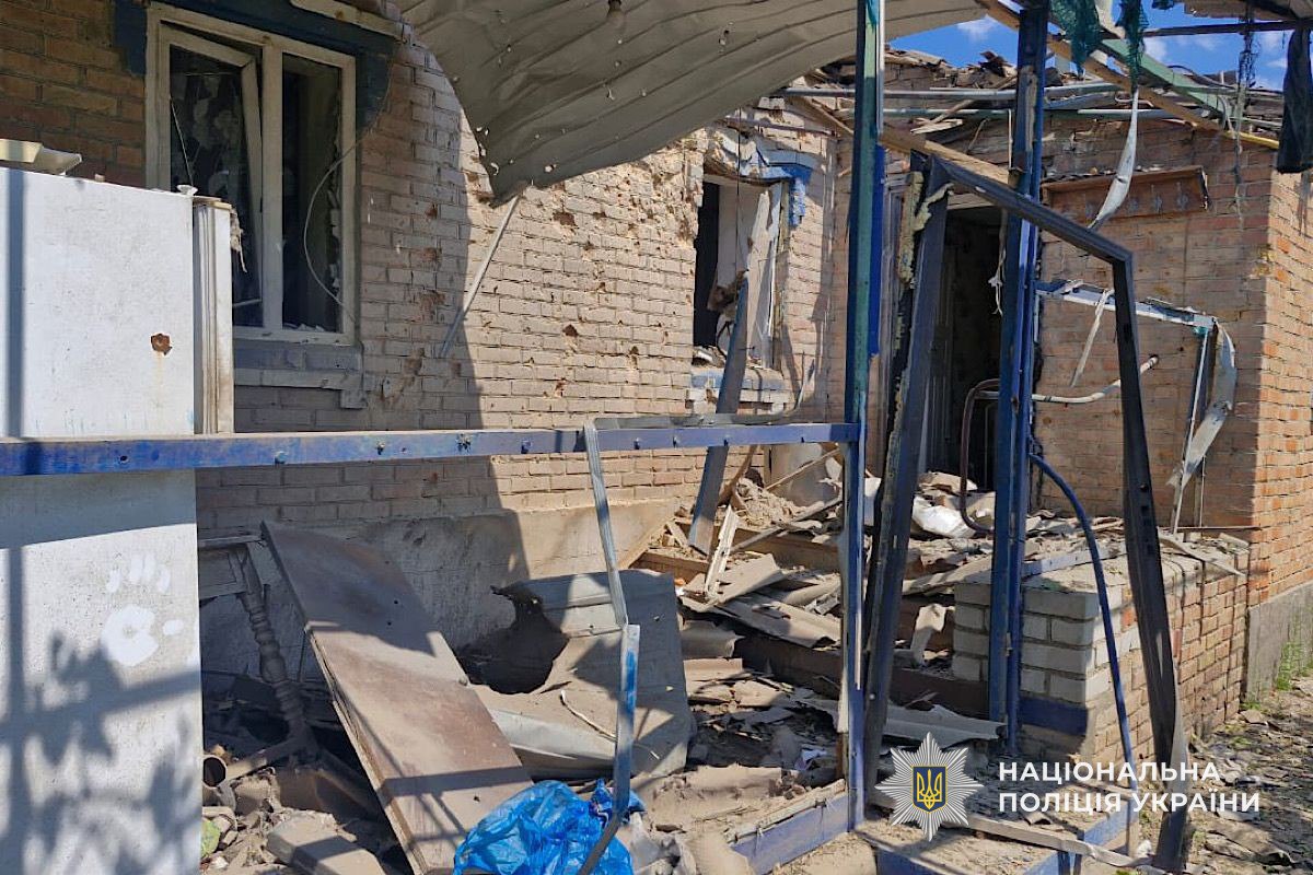 Фото наслідків ворожих атак на Дніпропетровщині