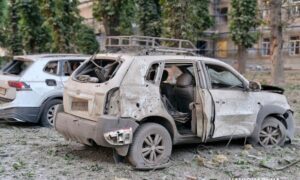 Смертельний ракетний удар по Кам'янському: під прицілом пологовий будинок, лікарня - поліція показала фото наслідків