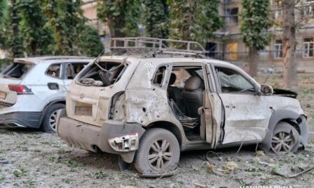 Смертельний ракетний удар по Кам'янському: під прицілом пологовий будинок, лікарня - поліція показала фото наслідків