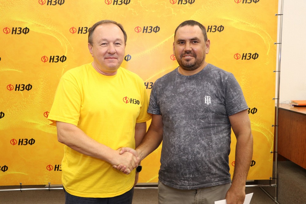 працівники НЗФ отримали 20
