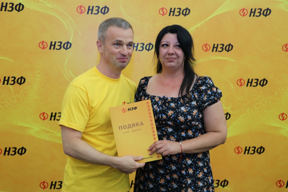працівники НЗФ отримали 8