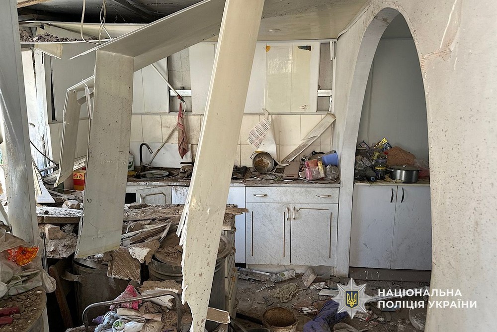 Фото наслідків ворожих атак на Дніпропетровщині