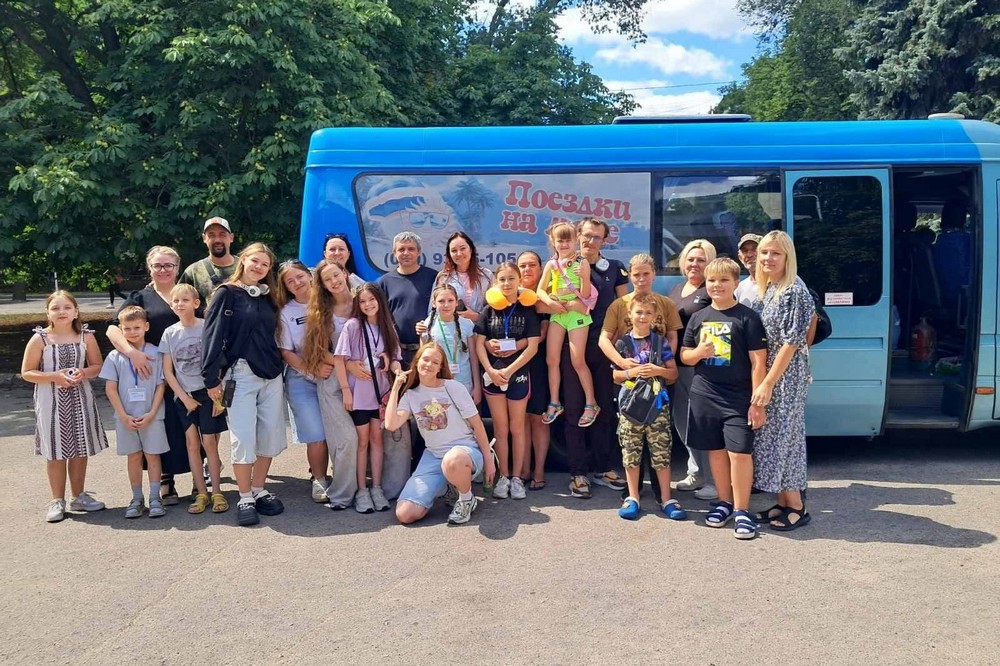 10 дітей з Нікополя та Марганця поїхали на відпочинок до Італії (фото) 1 з Нікополя