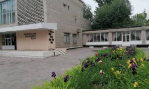 Плани перенесення КЗО «Нікопольський професійний ліцей» ДОР» до Покрова: що думають про це батьки учнів та роботодавці